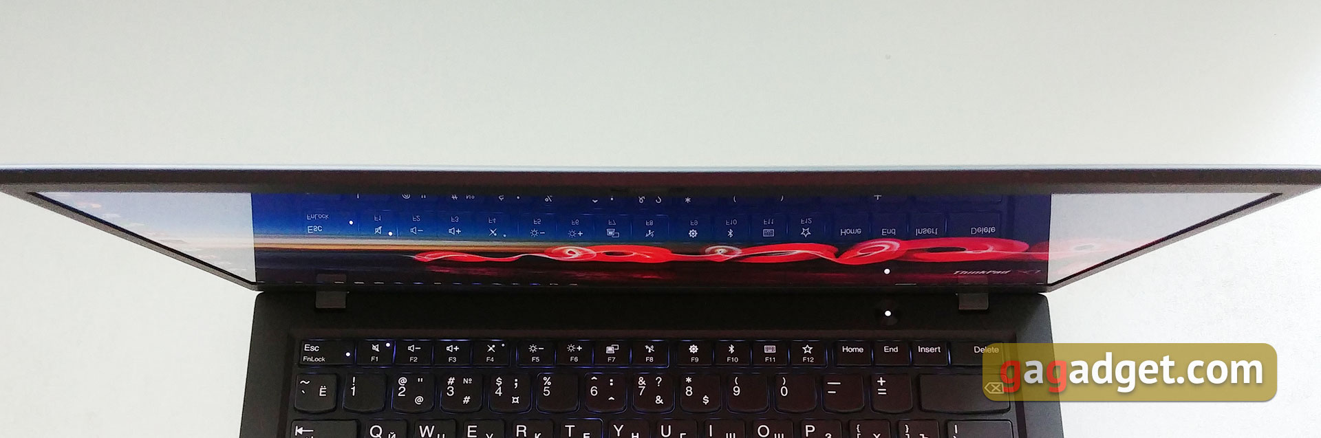 Обзор Lenovo ThinkPad X1 Carbon 6th Gen: топовый бизнес-ультрабук с HDR-экраном-34