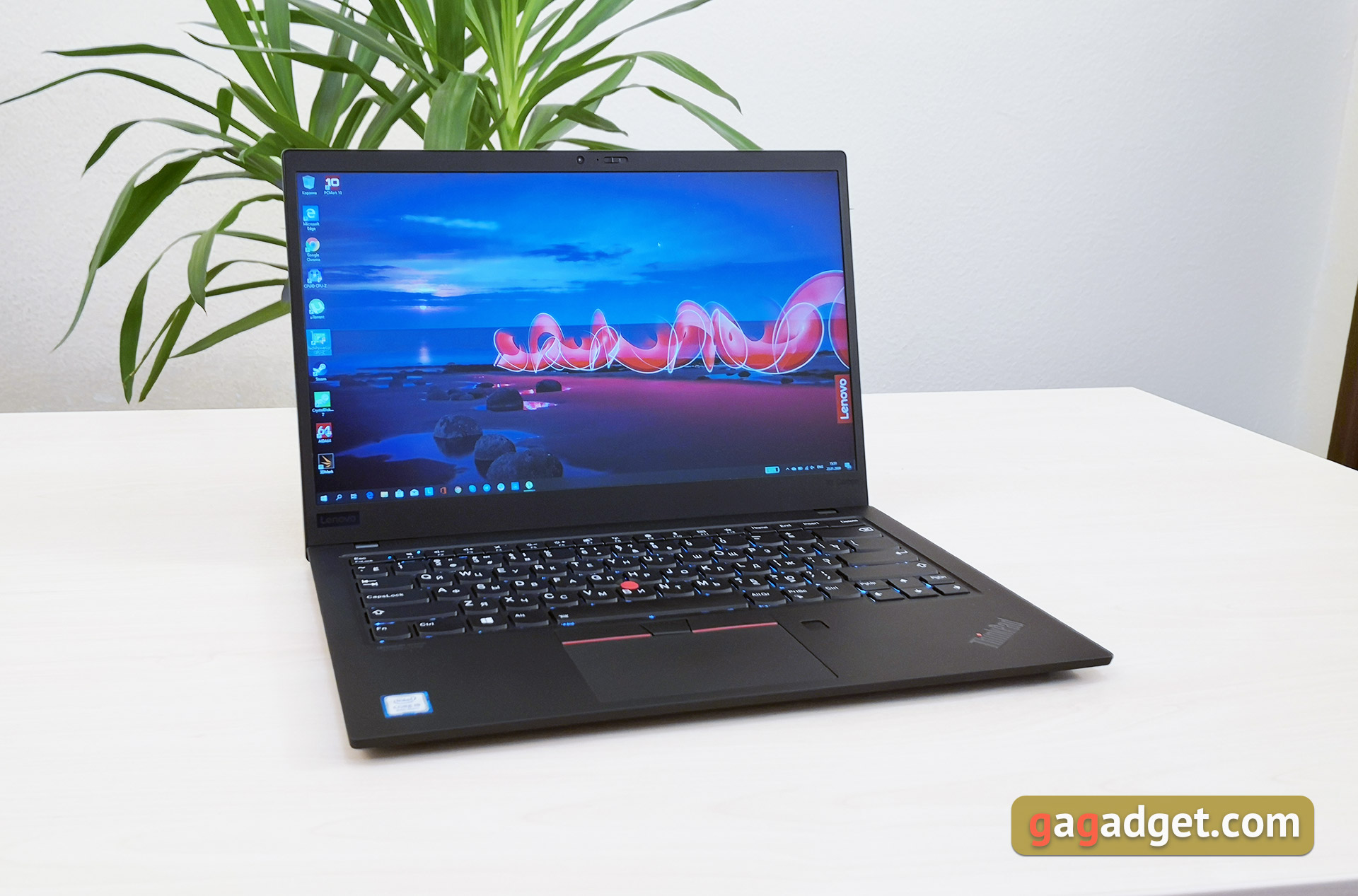 Обзор Lenovo ThinkPad X1 Carbon 7th Gen: обновлённая бизнес-классика