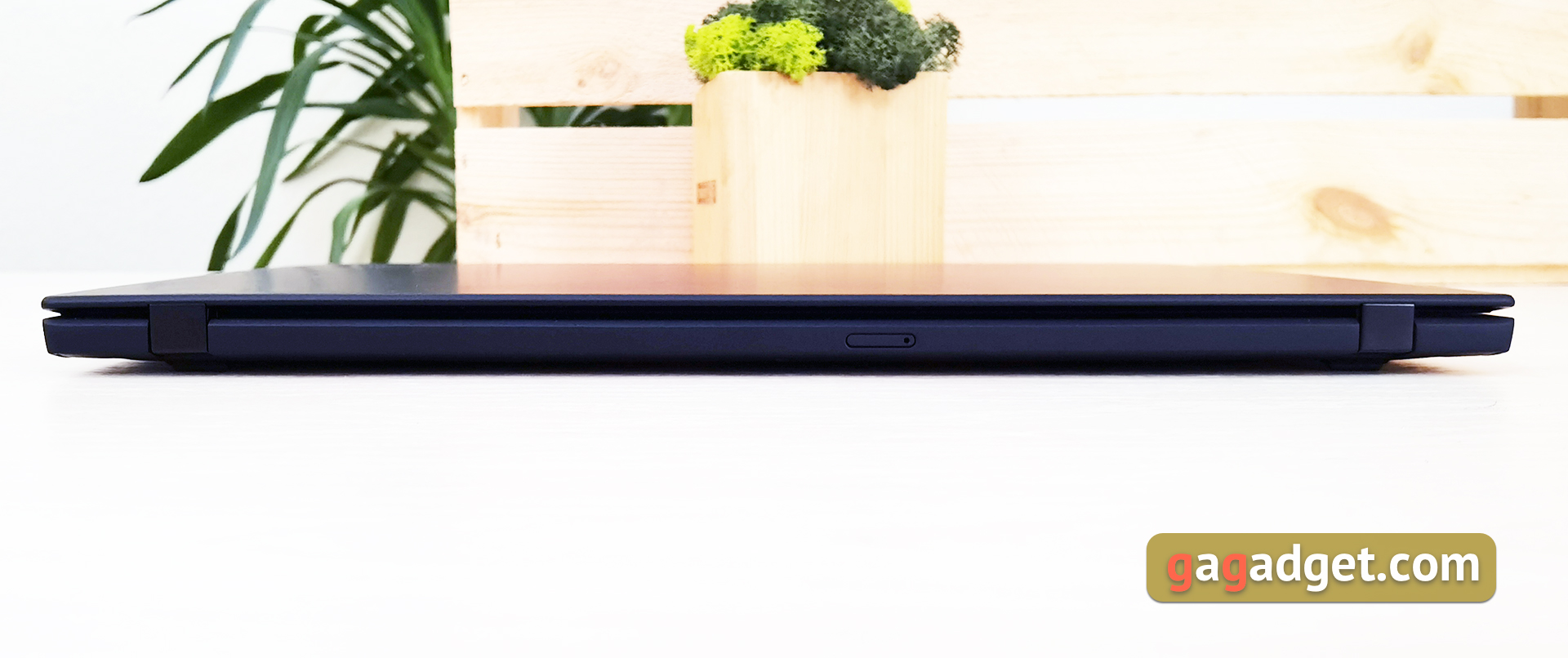 Обзор Lenovo ThinkPad X1 Carbon 8th Gen: нестареющая бизнес-классика-8