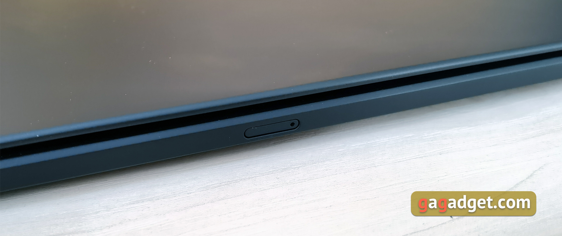 Обзор Lenovo ThinkPad X1 Carbon 8th Gen: нестареющая бизнес-классика-9