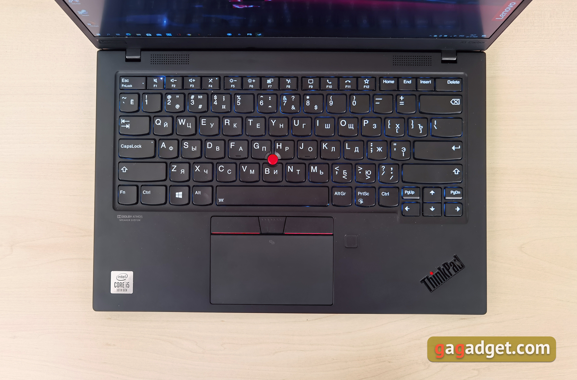 Обзор Lenovo ThinkPad X1 Carbon 8th Gen: нестареющая бизнес-классика-17