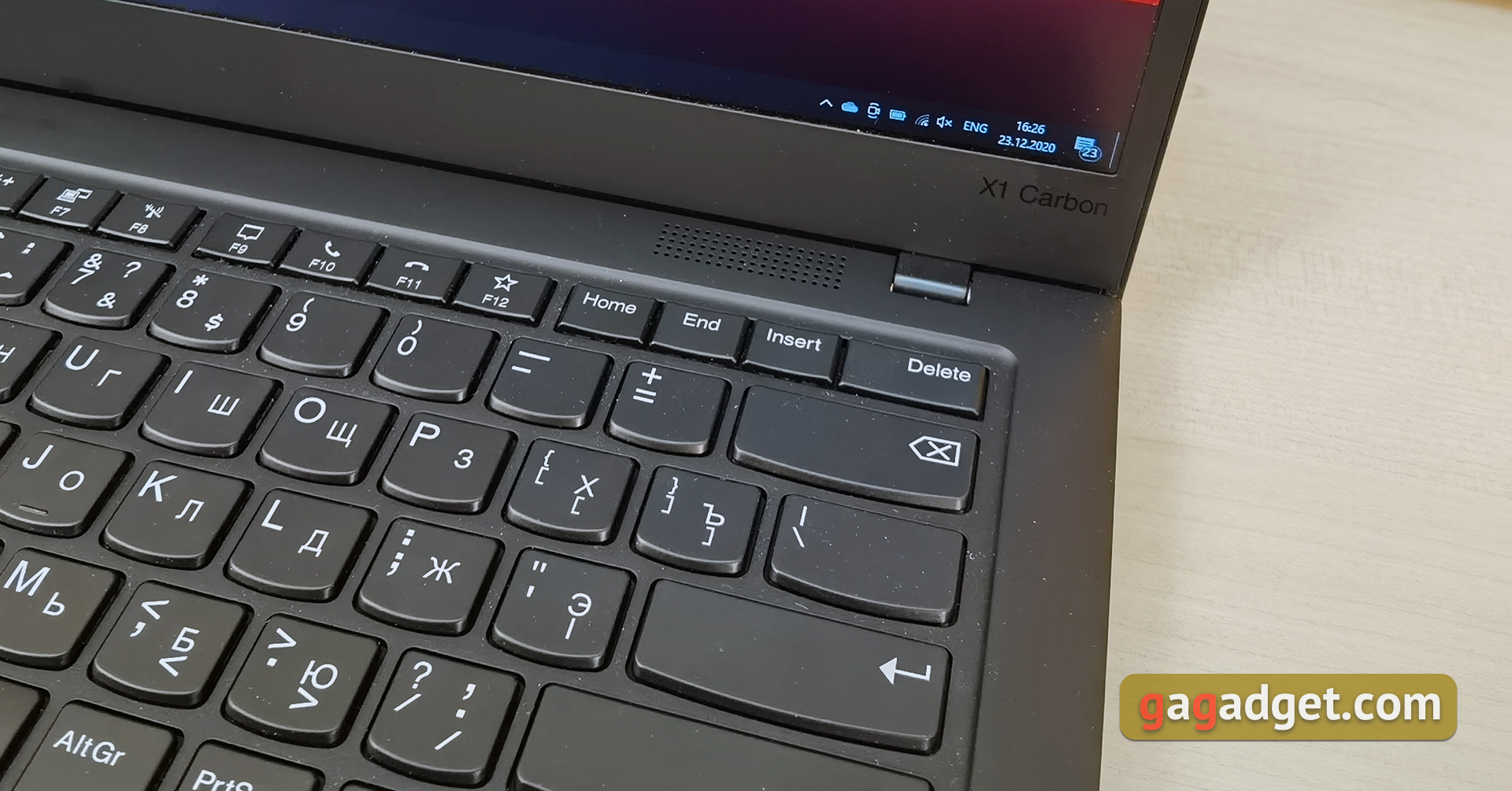 Обзор Lenovo ThinkPad X1 Carbon 8th Gen: нестареющая бизнес-классика-73