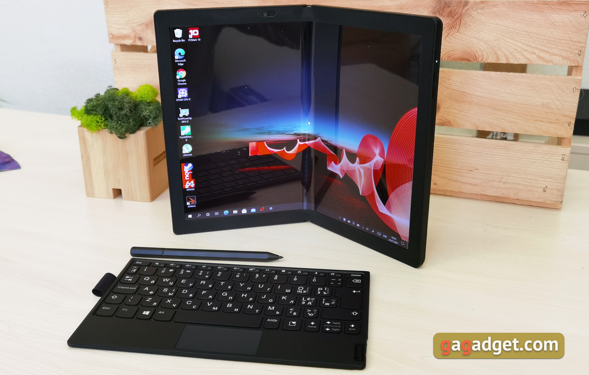 Lenovo ThinkPad X1 Fold Testbericht: Der weltweit erste tragbare PC mit faltbarem Display