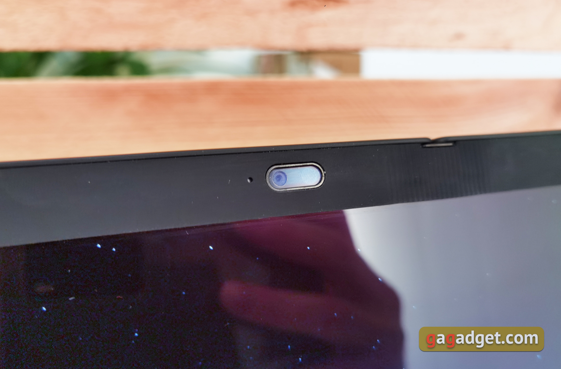 Lenovo ThinkPad X1 Fold Testbericht: Der weltweit erste tragbare PC mit faltbarem Display-13