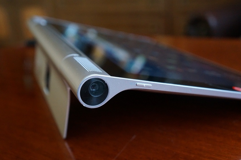 Приватный кинозал: обзор планшета Lenovo Yoga Tablet 2 Pro-2