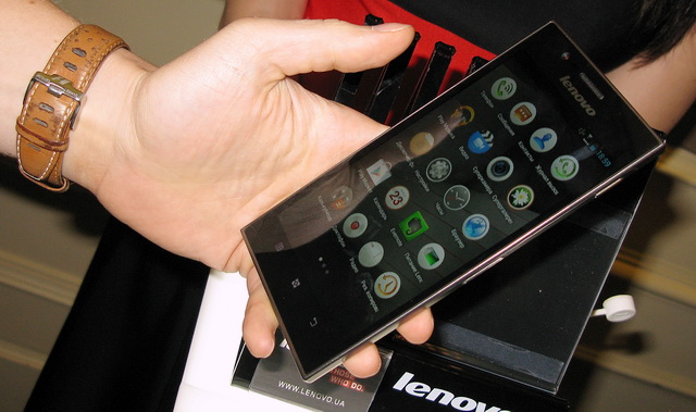 Lenovo: новые смартфоны и планшеты уже в Украине -2