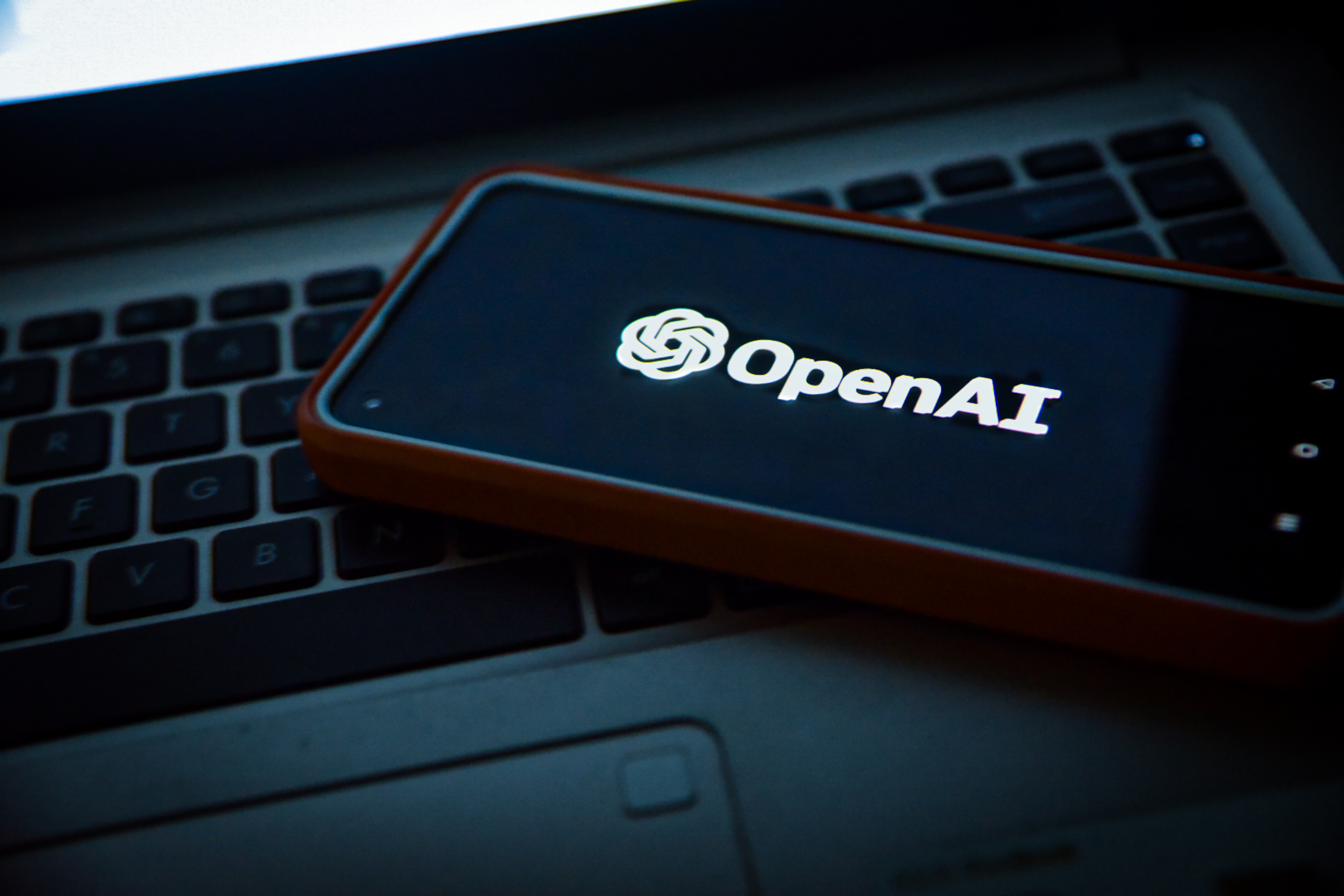 OpenAI alcanzará una valoración de 90.000 millones de dólares si permite a sus empleados vender sus acciones - informaria