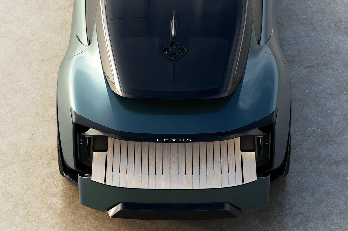 Rear of Lexus LS Coupé with open trunk