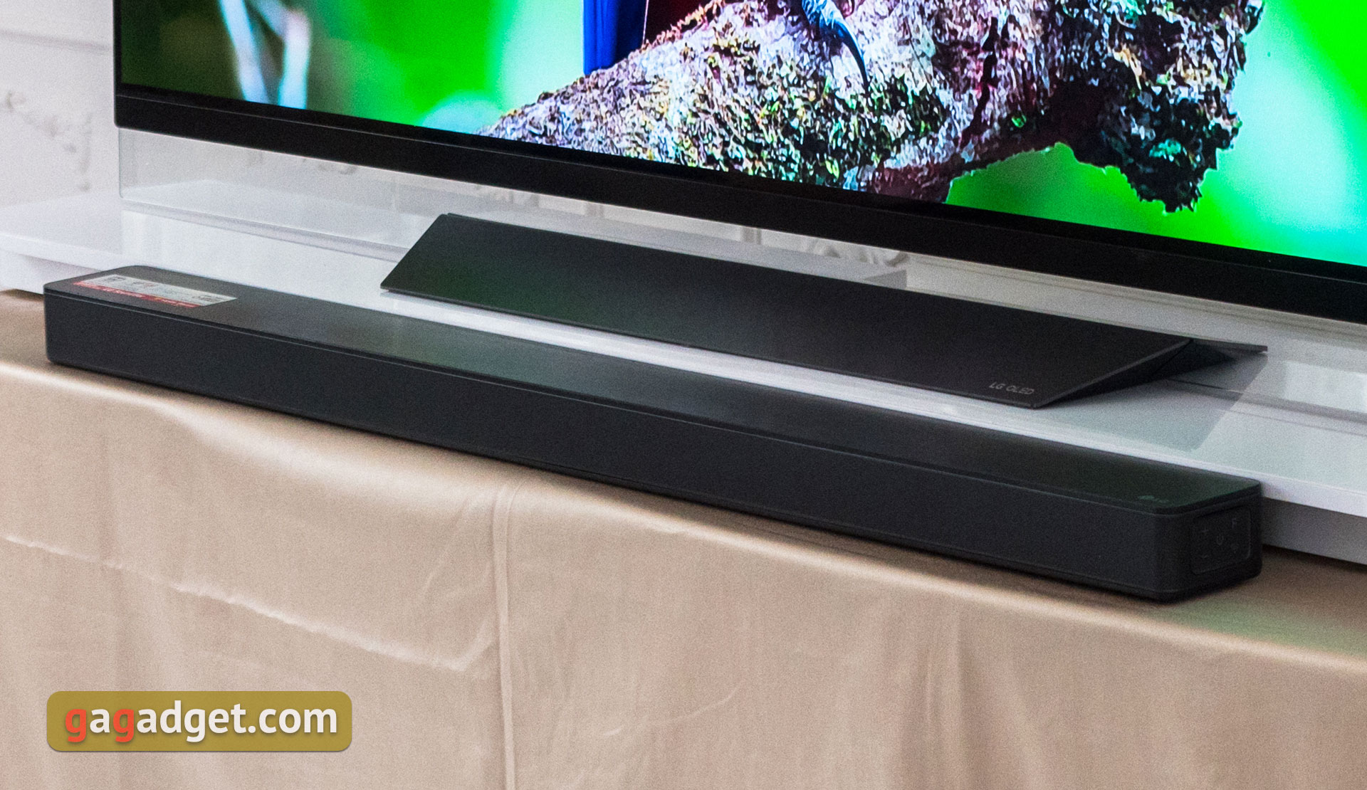 Обзор LG OLED65E8PLA: OLED-телевизор с максимальным набором новых технологий-51
