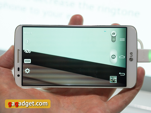 Первый взгляд на смартфон LG G2-8