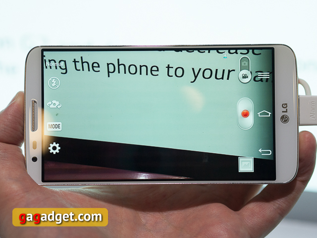 Первый взгляд на смартфон LG G2-9