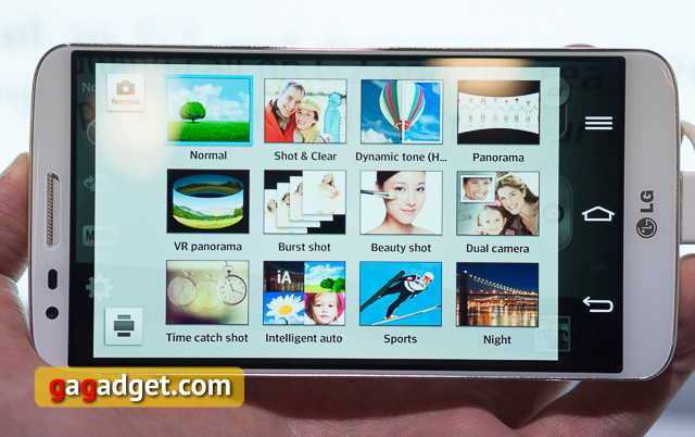 Первый взгляд на смартфон LG G2-11