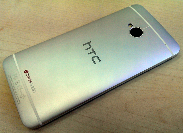 Марафон HTC One, тур 1: внешний вид-4