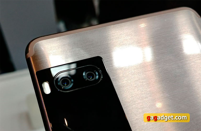 Пара камер и пара экранов: Meizu PRO 7 и PRO 7 Plus своими глазами-17