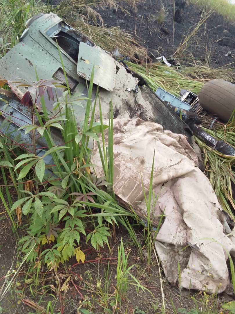 A Russian-made Mi-28NE Night Hunter helicopter crashed in Uganda, killing all crew members-5
