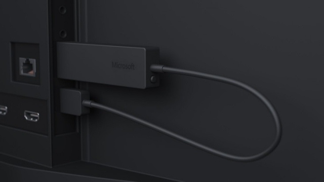 Microsoft выпустила беспроводной адаптер для дисплеев Wireless Display Adapter-2