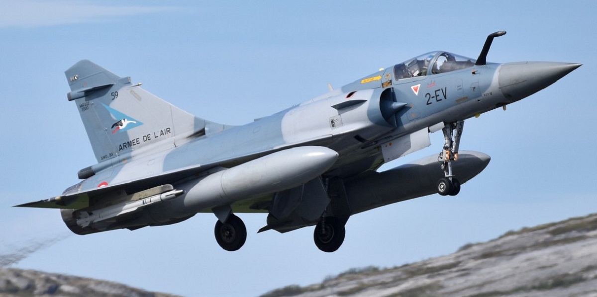 Ukraina skal motta Mirage 2000-jagerfly tidlig i 2025: Den franske forsvarsministeren oppgir omtrentlige datoer for levering av fly