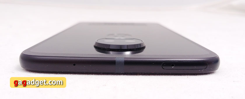 Обзор Moto Z2 Force: флагманский смартфон с небьющимся экраном-9