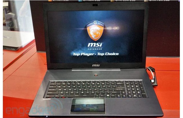 Игровой ноутбук MSI GS70 Stealth с дополнительным дисплеем, совмещенным с тачпадом
