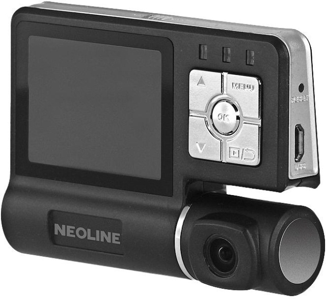 Компактный HD-видеорегистратор c поворотной камерой Neoline Smart