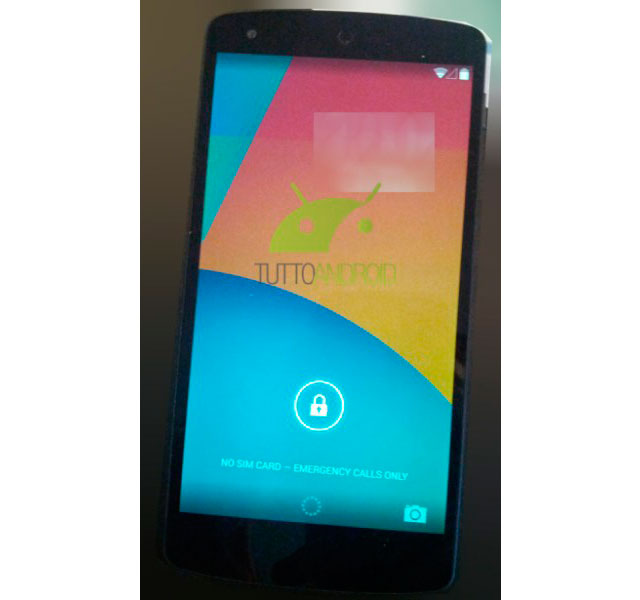 Видео с демонстрацией смартфона Nexus 5