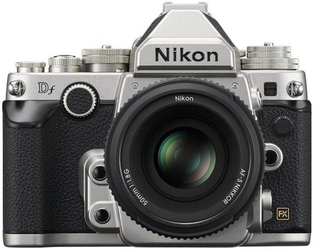Профессиональная полноформатная зеркалка в ретро-стиле Nikon Df-4