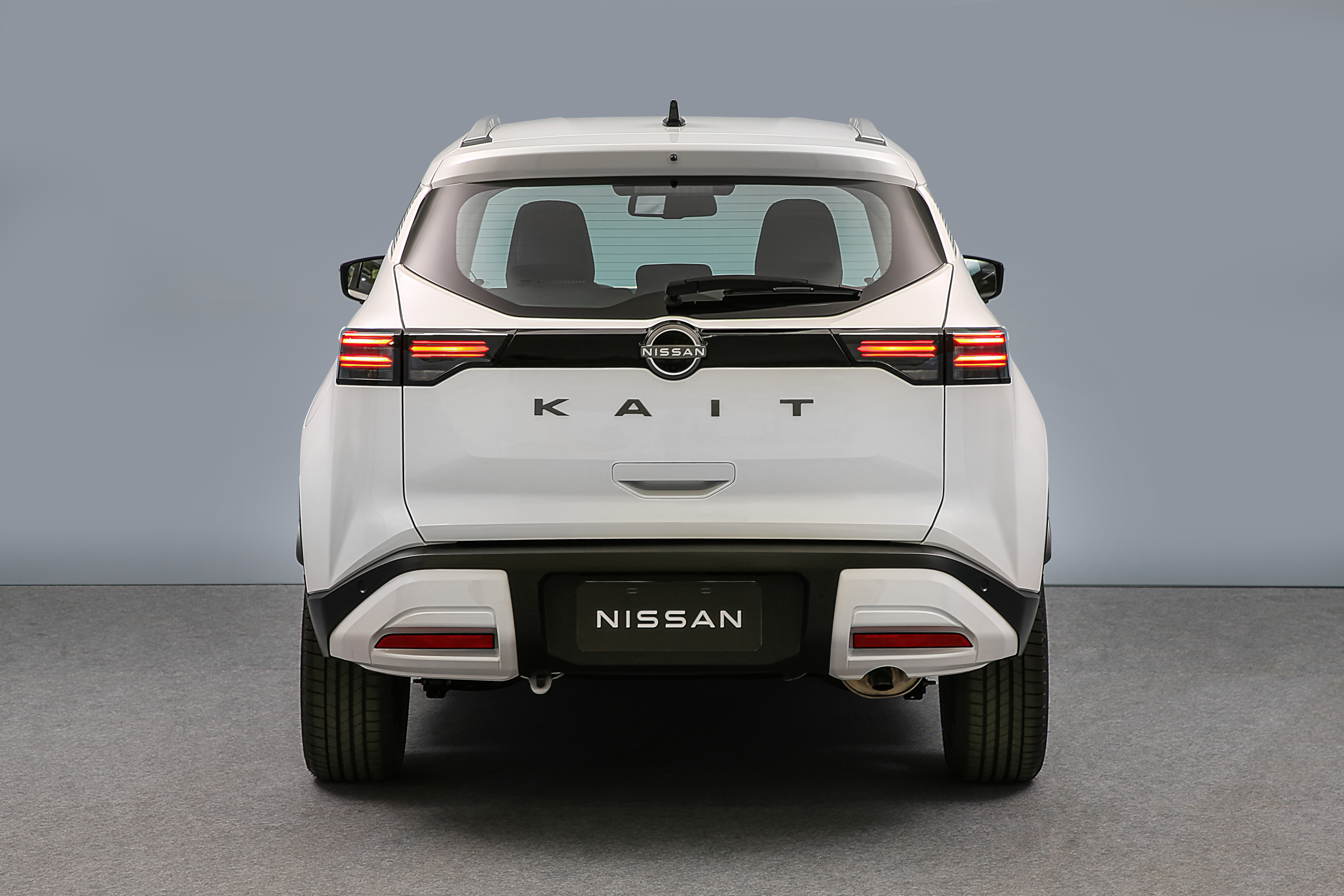 Задняя часть Nissan Kait
