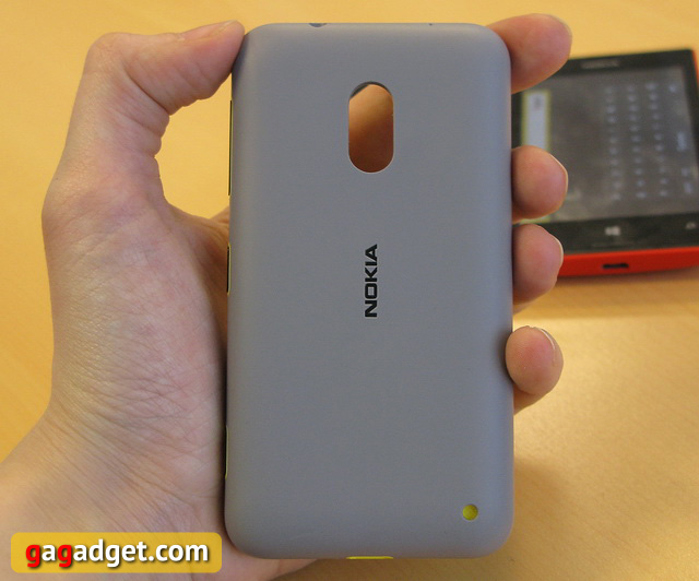Nokia Lumia 720 и Lumia 520: видео, цены и сроки появления в Украине -15
