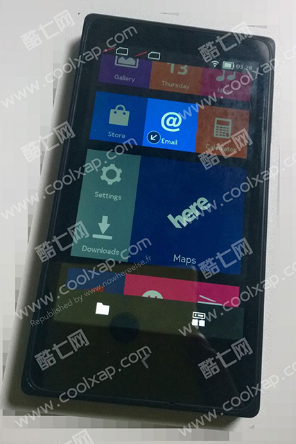 Живые фото Android-смартфона Nokia X A110-2