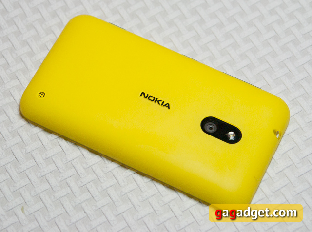 Беглый обзор смартфона Nokia Lumia 620-3