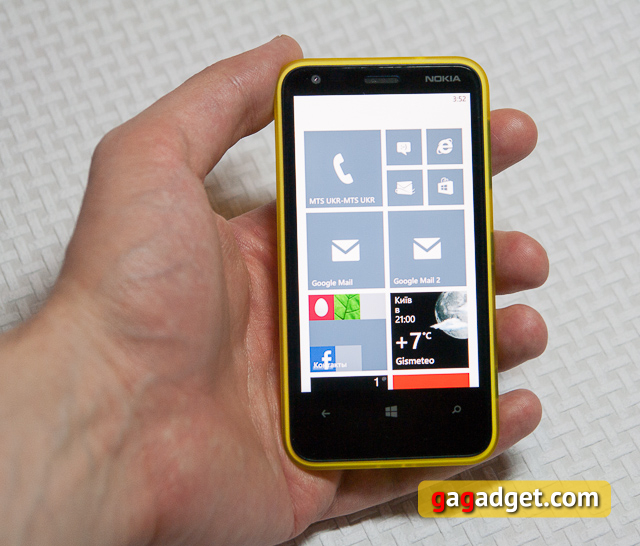 Беглый обзор смартфона Nokia Lumia 620-2