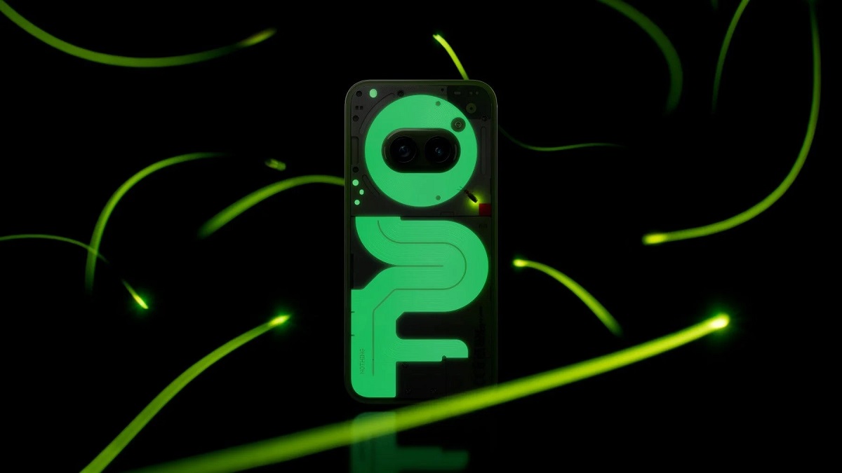 A special version of the Nothing Phone (2a) Plus smartphone has been unveiled, with a body that glows in the dark