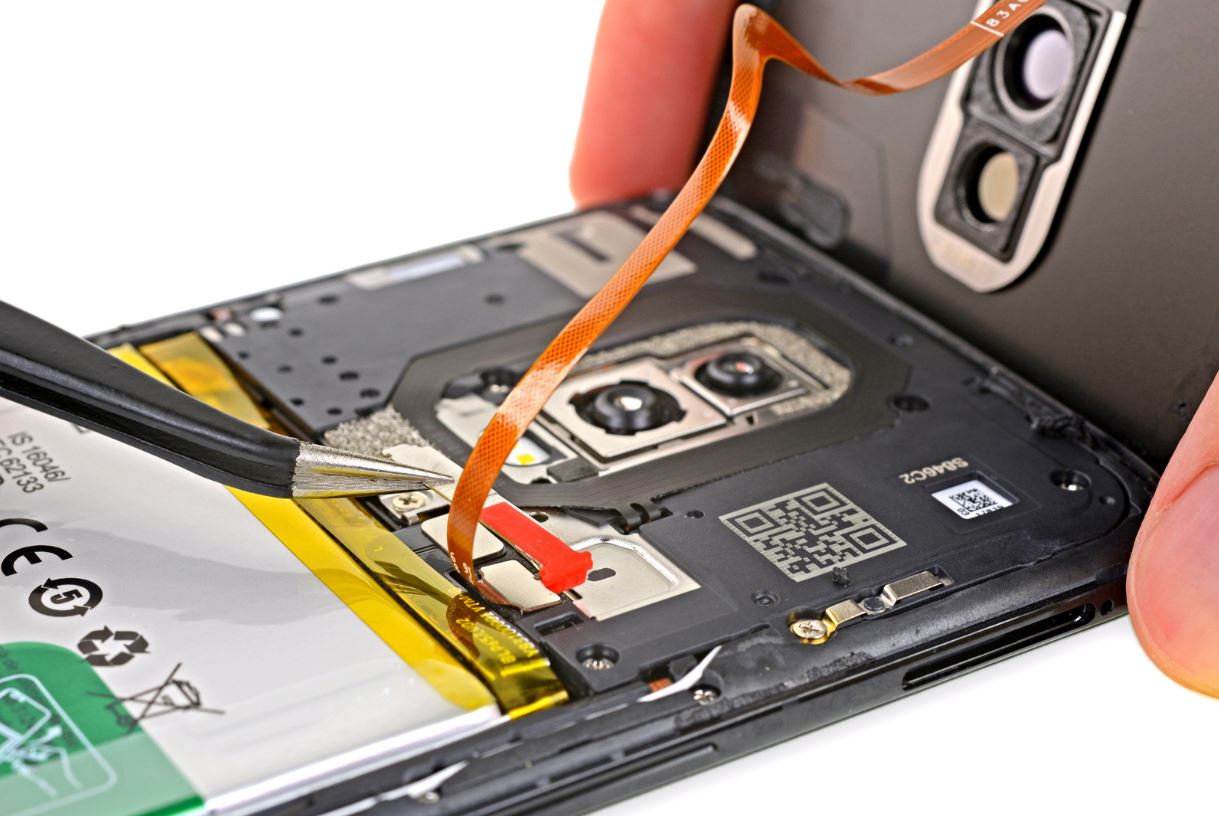 oneplus 6 ifixit 3.JPG