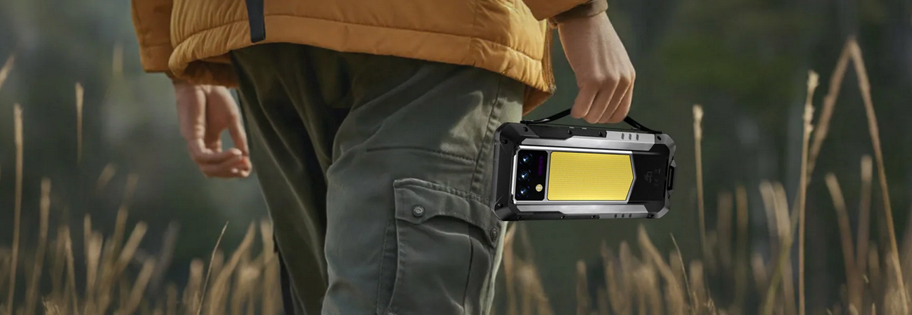 Oukitel WP100 is a heavy smartphone