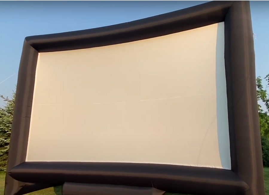 outdoor projector screen