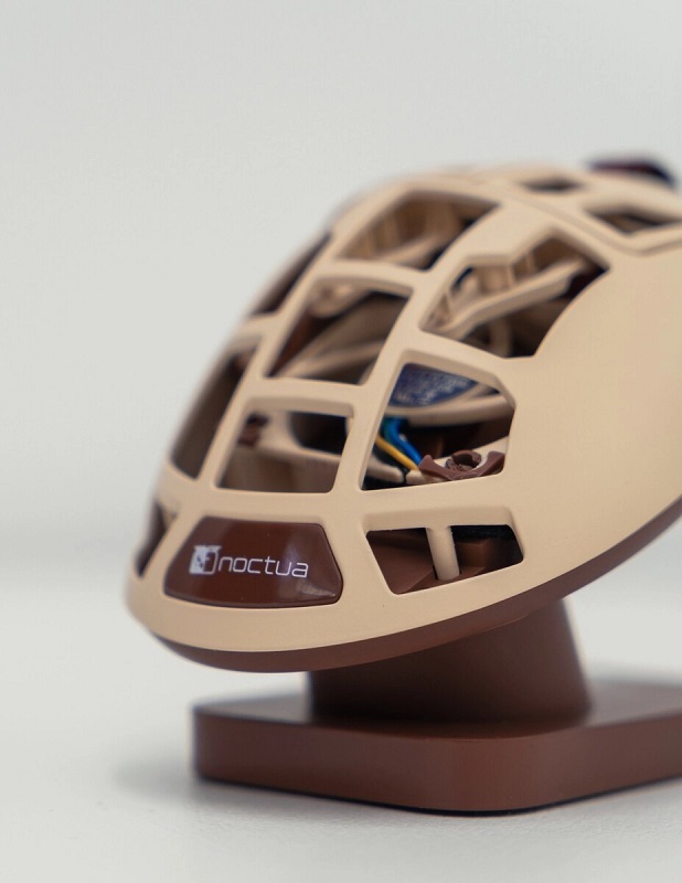 Дизайн мыши Pulsar Feinman F01