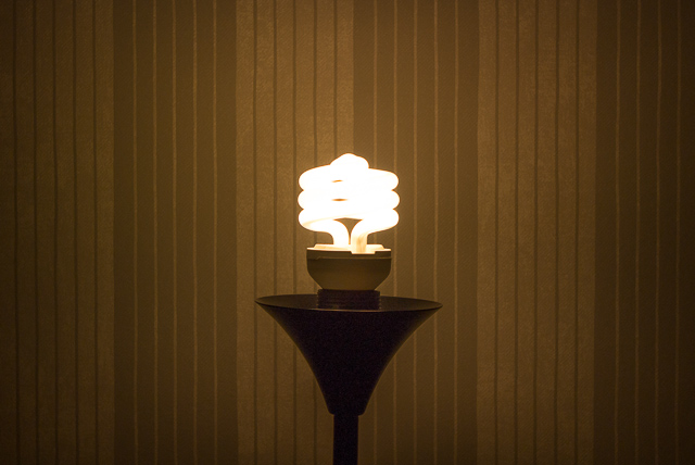 Дом голубого света. Обзор светодиодной лампы Prestigio Smart Color LED Light-6