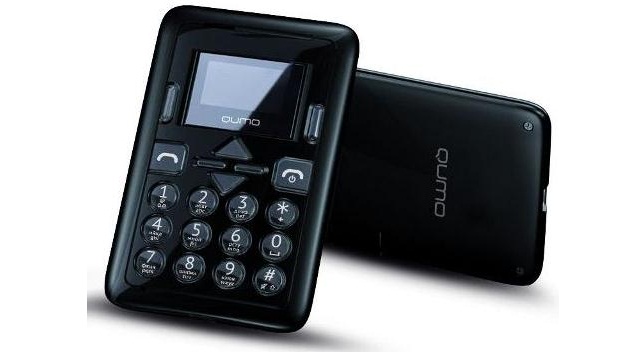 Миниатюрный мобильный телефон QUMO CardPhone