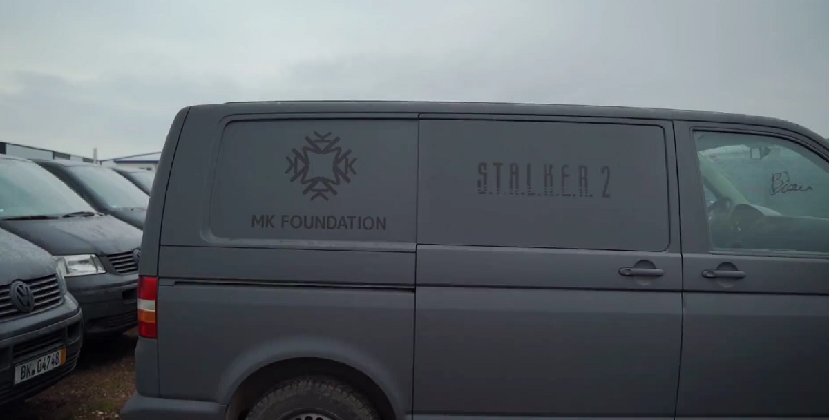 Розробники S.T.A.L.K.E.R., спільно з кіберспортивною організацією Natus Vincere (NaVi) та MK Foundation придбали для захисників України 100 автомобілів Volkswagen Transporter