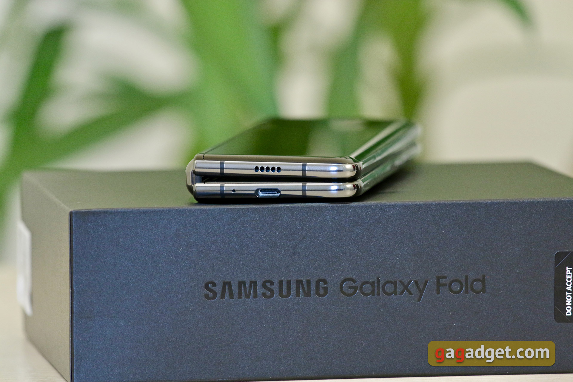 Огляд Samsung Galaxy Fold: погляд у майбутнє-11