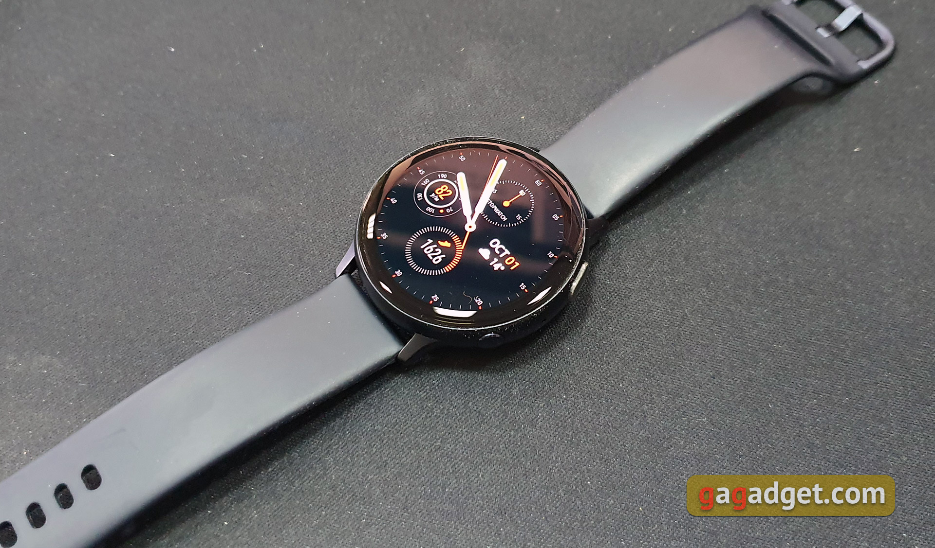 Обзор Samsung Galaxy Watch Active 2: умные и спортивные часы теперь с сенсорным безелем-6