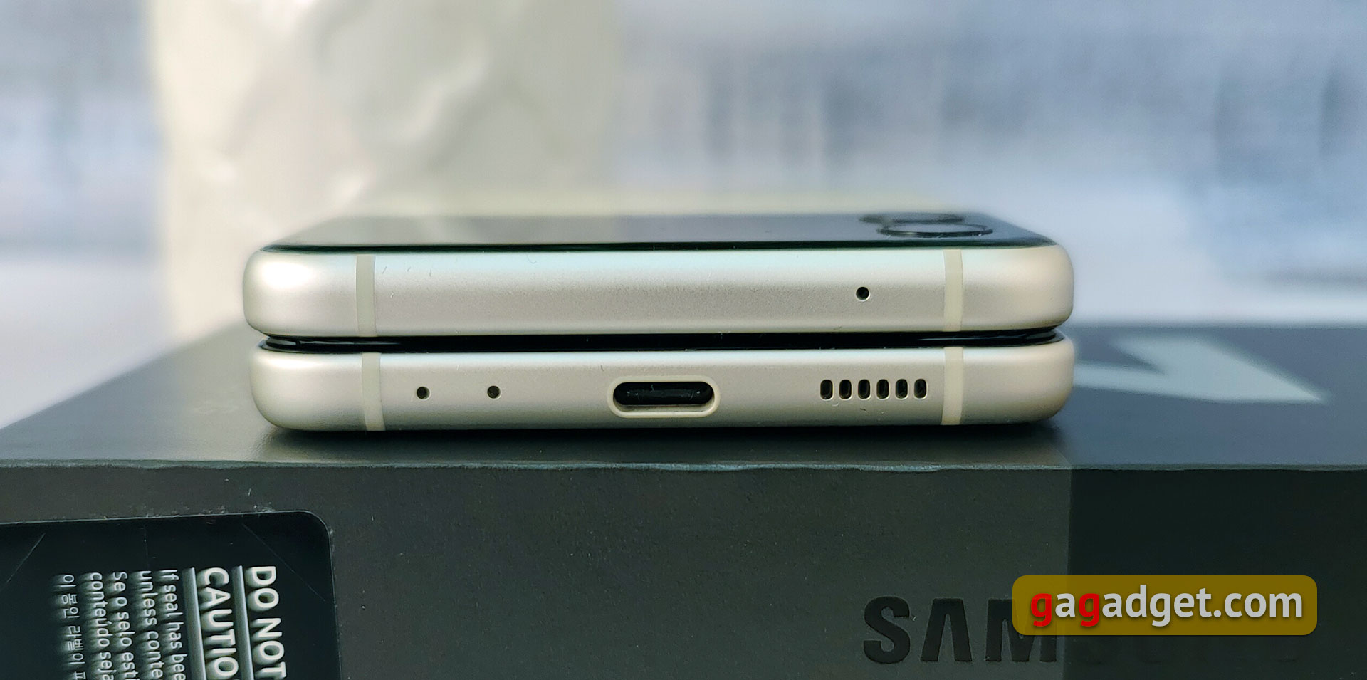 Обзор Samsung Galaxy Z Flip3: лучший складной смартфон года-13