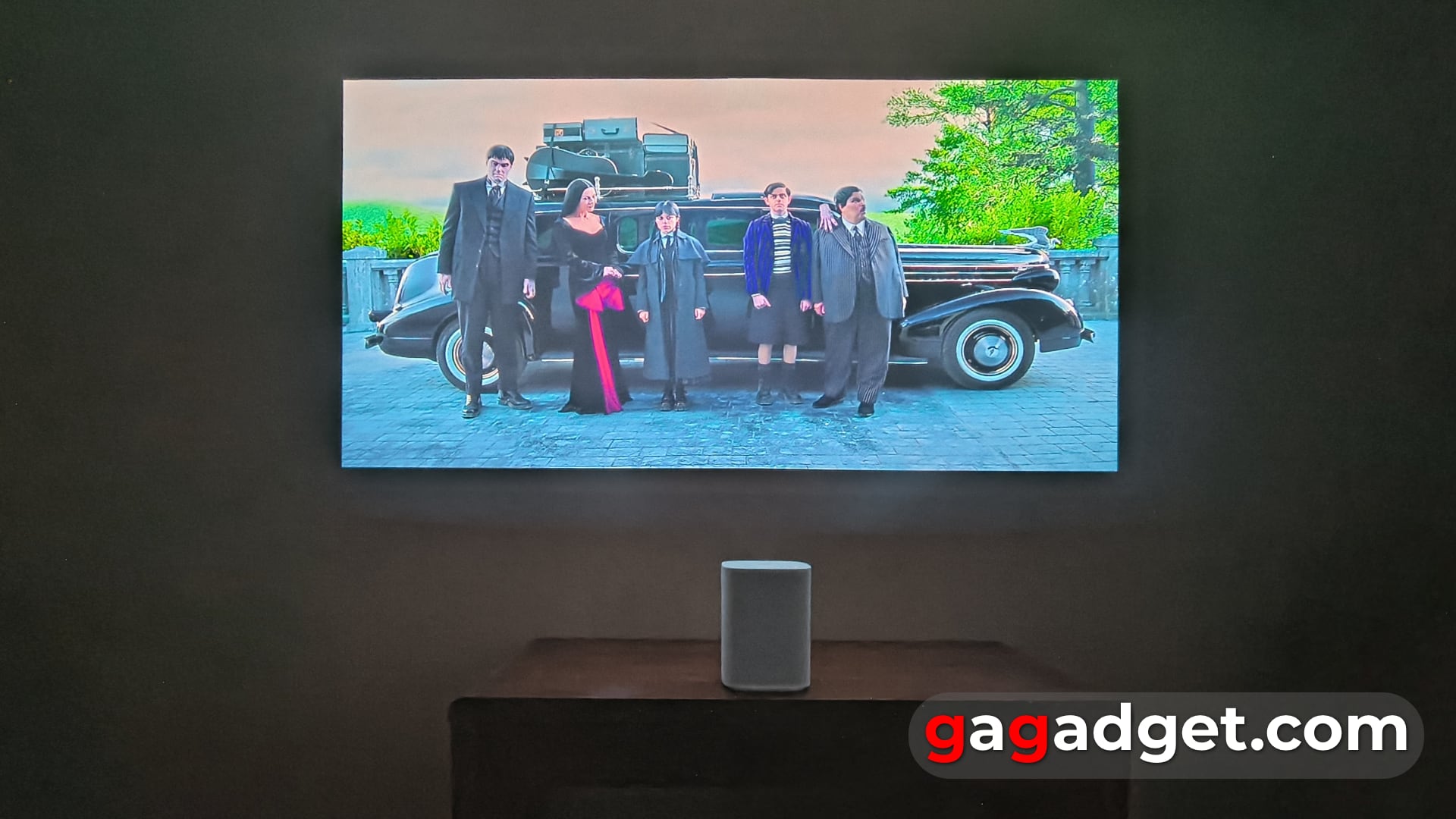 Now your desk is touch-sensitive: review of the Samsung The Premiere 5 interactive laser projector-47