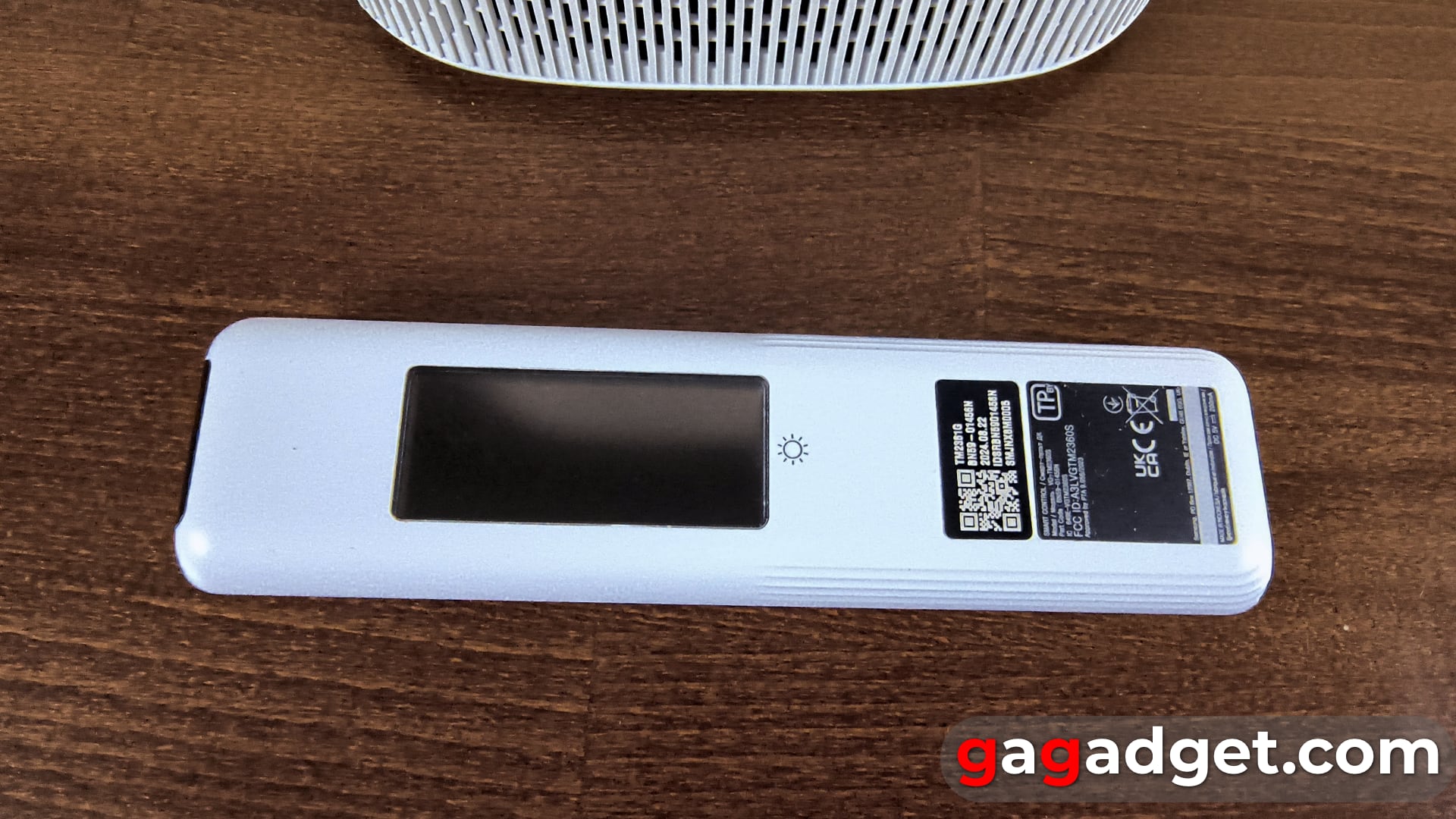 Now your desk is touch-sensitive: review of the Samsung The Premiere 5 interactive laser projector-4