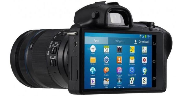 В сеть попали пресс-фото беззеркальной камеры Samsung Galaxy NX с ОС Android