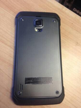 Защищенный Samsung Galaxy S5 Active засветился на фото и видео-2