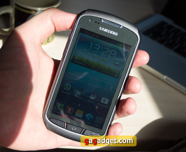 Обзор Samsung Galaxy Xcover 2 (GT-S7710)-13