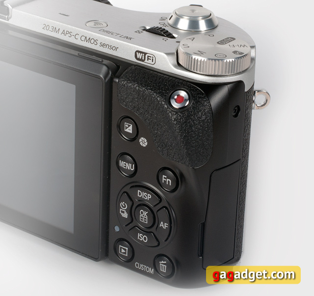 Обзор системной беззеркальной цифровой камеры Samsung NX300-12