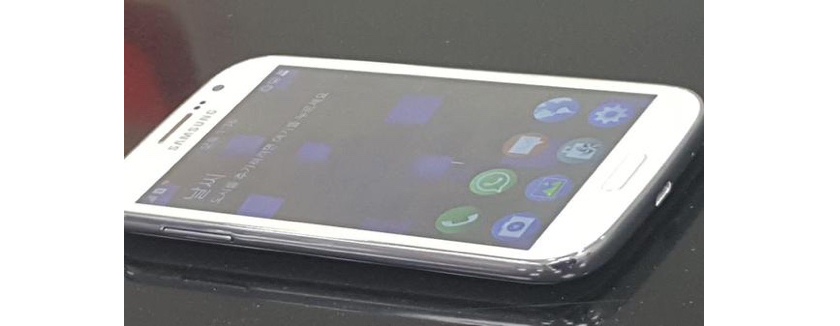 Живые фото второго смартфона на ОС Tizen Samsung Z2