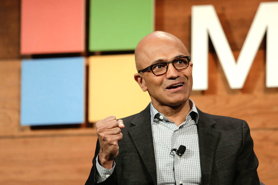 Глава Microsoft рассказал, почему был против приобретения Nokia
